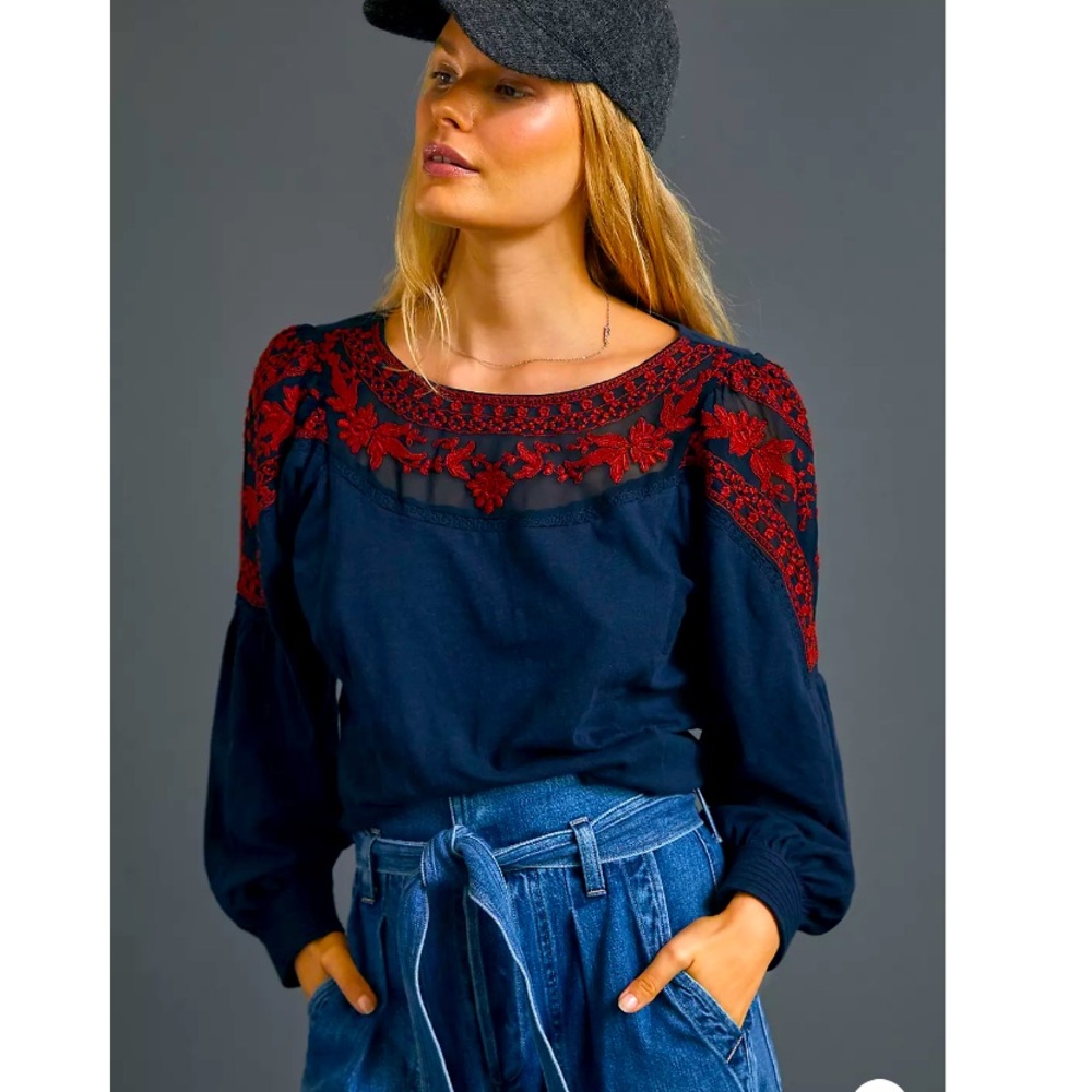 Anthropologie Kami Embroidered navy red Blouse small